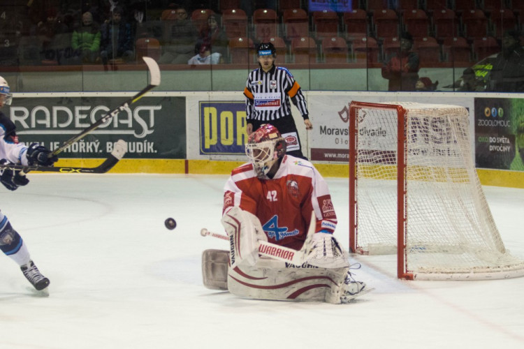 Mora doma podlehla Plzni 2:4, na šití do šaten musel Kuba Galvas a Honza Jaroměřský