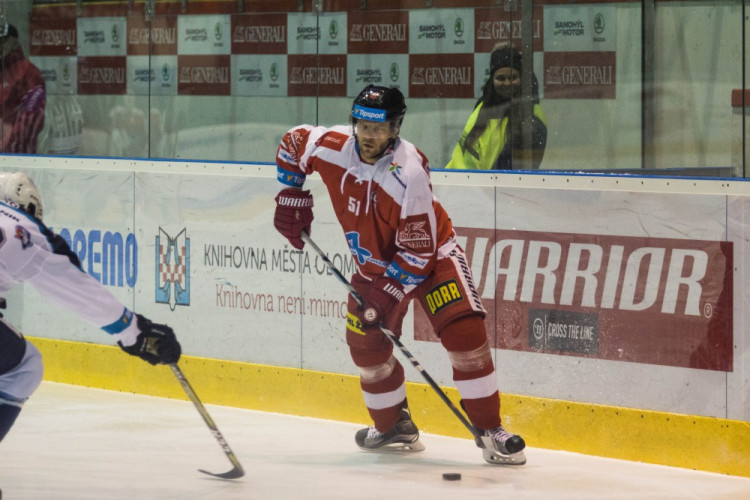 Mora doma podlehla Plzni 2:4, na šití do šaten musel Kuba Galvas a Honza Jaroměřský
