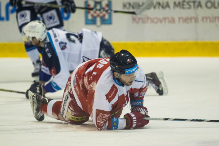 Mora doma podlehla Plzni 2:4, na šití do šaten musel Kuba Galvas a Honza Jaroměřský