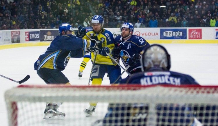 Přerov večer žil na zimáku Jágrem. Zubři navíc porazili Kladno 2:1