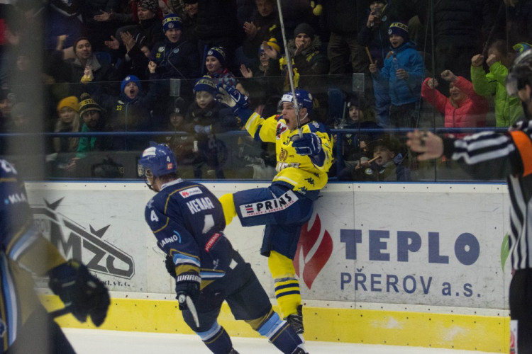 Přerov večer žil na zimáku Jágrem. Zubři navíc porazili Kladno 2:1