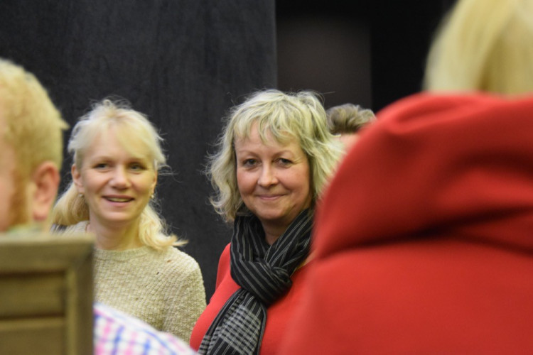 Ženy vzaly útokem Premiere Cinemas. Užily si předpremiéru Padesáti odstínů svobody