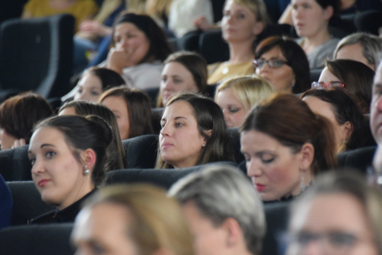 Ženy vzaly útokem Premiere Cinemas. Užily si předpremiéru Padesáti odstínů svobody
