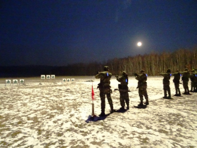 Příslušníci 153. ženijního praporu absolvovali na Libavé tvrdý výcvik v třeskutých mrazech