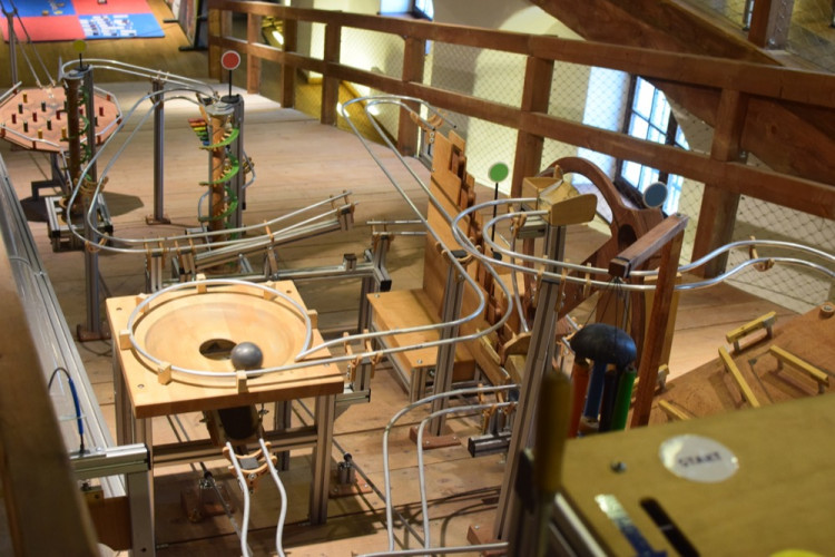 Dny mozku přilákaly první den do Pevnosti poznání stovky návštěvníků