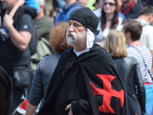 FOTOGALERIE: Středověká společnost ovládla Helfštýn. Podívejte se na fotky z prvního dne festivalu
