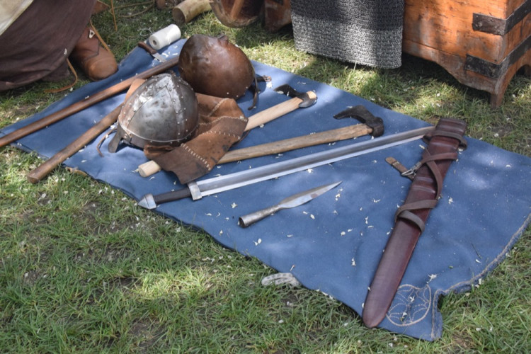FOTOGALERIE: Středověká společnost ovládla Helfštýn. Podívejte se na fotky z prvního dne festivalu