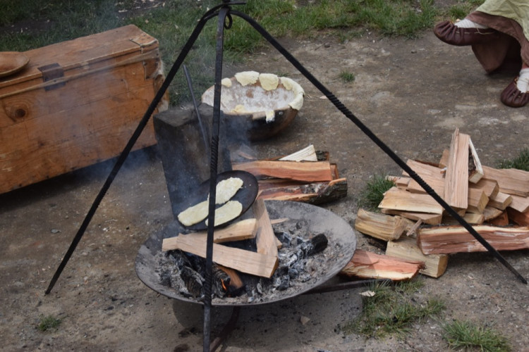 FOTOGALERIE: Středověká společnost ovládla Helfštýn. Podívejte se na fotky z prvního dne festivalu