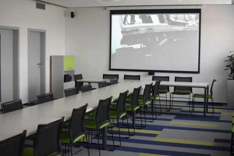 velká zasedací místnost