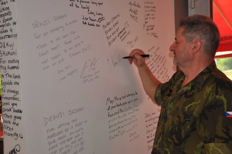 Olomoučtí baseballisté uctili válečné veterány, dorazil i pětadevadesátiletý generál Emil Boček
