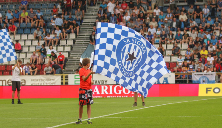 FOTOGALERIE: Slavia nadělila na úvod ligy Sigmě tři góly, z domácích zářil nováček Pilař