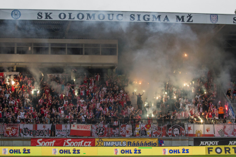 FOTOGALERIE: Slavia nadělila na úvod ligy Sigmě tři góly, z domácích zářil nováček Pilař