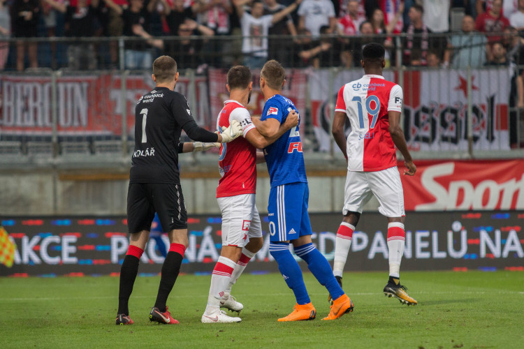 FOTOGALERIE: Slavia nadělila na úvod ligy Sigmě tři góly, z domácích zářil nováček Pilař