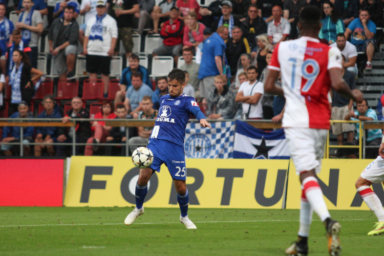 FOTOGALERIE: Slavia nadělila na úvod ligy Sigmě tři góly, z domácích zářil nováček Pilař