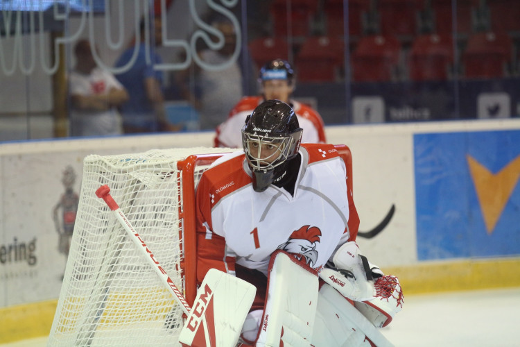 Kohouti zvládli první domácí přípravný zápas, Třinec porazili v nájezdech 3:2