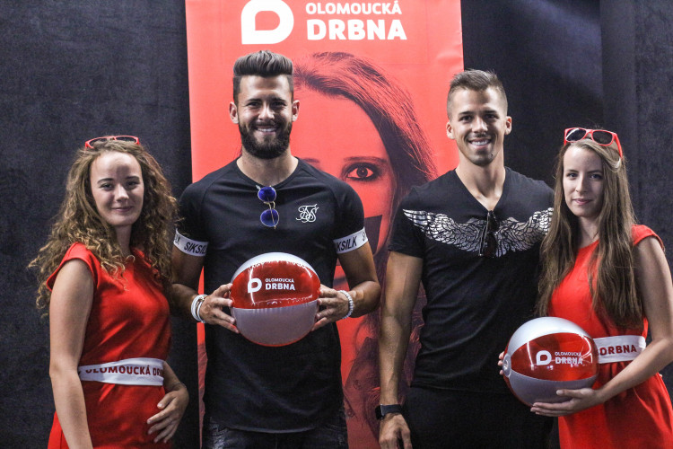 FOTOGALERIE: Vyfotili jste se v Premiere Cinemas s Olomouckou Drbnou? Tady jsou fotky