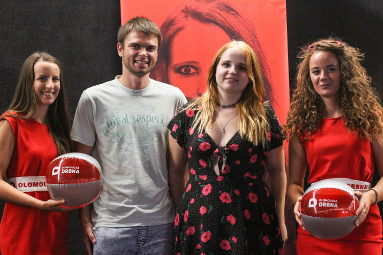 FOTOGALERIE: Vyfotili jste se v Premiere Cinemas s Olomouckou Drbnou? Tady jsou fotky