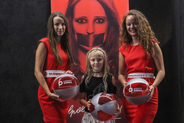 FOTOGALERIE: Vyfotili jste se v Premiere Cinemas s Olomouckou Drbnou? Tady jsou fotky