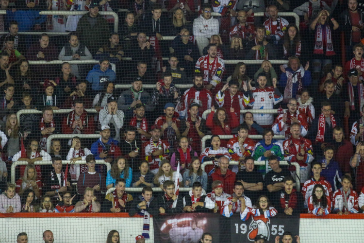FOTOGALERIE: Mora byla Kometě rovnocenným soupeřem, padla s ní až v nájezdech