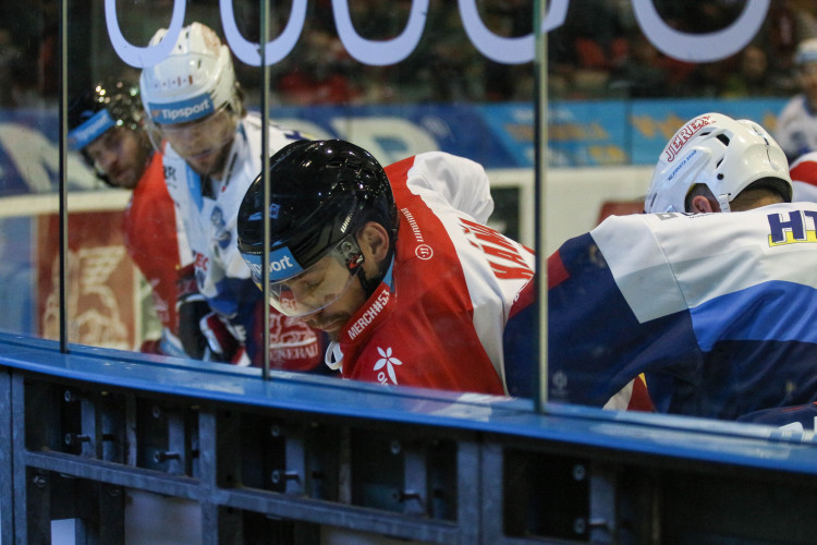 FOTOGALERIE: Mora byla Kometě rovnocenným soupeřem, padla s ní až v nájezdech