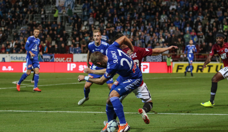 FOTOGALERIE: Sigma konečně za tři body! Sparta se v Olomouci neprosadila, gólem zařídíl výhru Nešpor