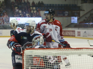 Mora padla na domácím ledě s posledním Chomutovem 2:3