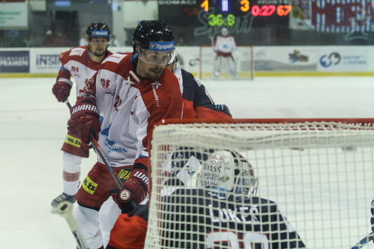 Mora padla na domácím ledě s posledním Chomutovem 2:3