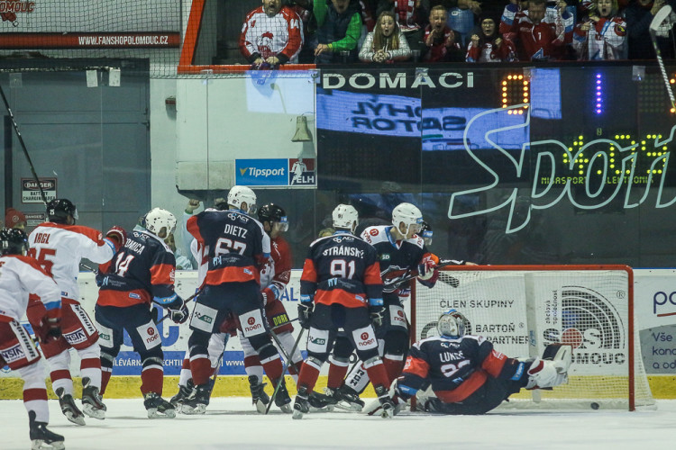 Mora padla na domácím ledě s posledním Chomutovem 2:3
