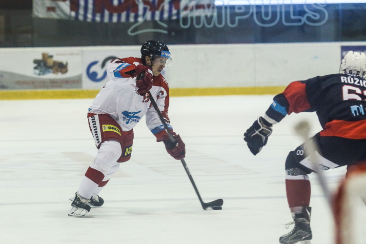 Mora padla na domácím ledě s posledním Chomutovem 2:3