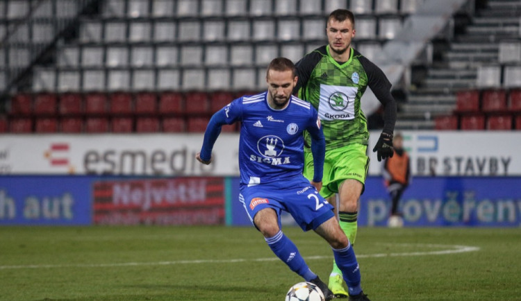 FOTOGALERIE: Sigma dostala doma naloženo od Mladé Boleslavi 0:4, Komličenko dal hattrick