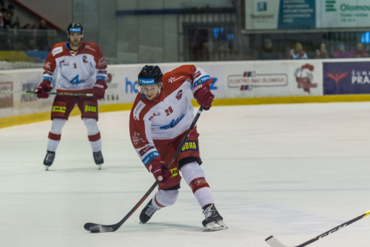 FOTOGALERIE: Mora v posledním zápasu roku prohrála s Vítkovicemi 2:5