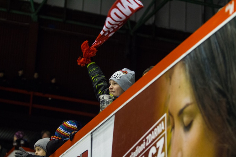 FOTOGALERIE: Mora v posledním zápasu roku prohrála s Vítkovicemi 2:5