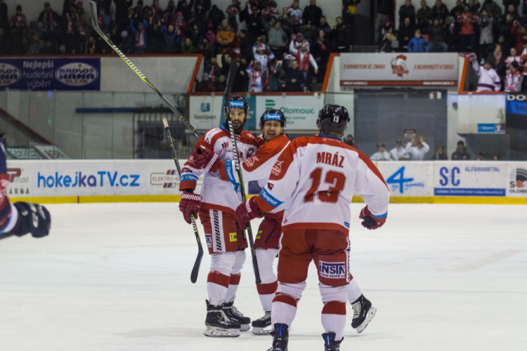 FOTOGALERIE: Mora v posledním zápasu roku prohrála s Vítkovicemi 2:5