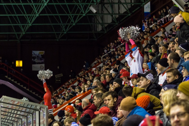 FOTOGALERIE: Mora v posledním zápasu roku prohrála s Vítkovicemi 2:5