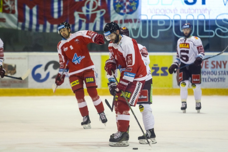 FOTOGALERIE: Mora byla proti Spartě bezzubá, na domácím ledě padla 0:3