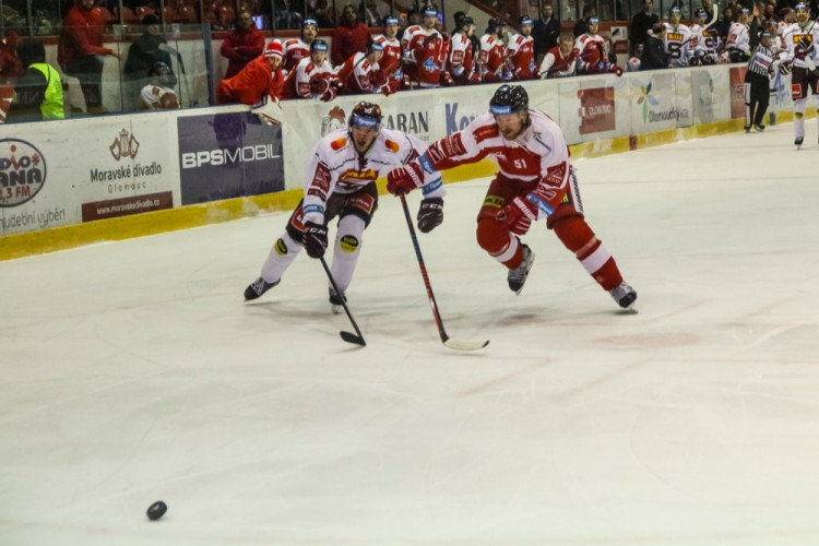 FOTOGALERIE: Mora byla proti Spartě bezzubá, na domácím ledě padla 0:3