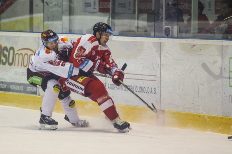 FOTOGALERIE: Mora byla proti Spartě bezzubá, na domácím ledě padla 0:3