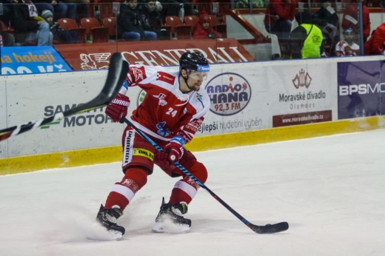 FOTOGALERIE: Mora byla proti Spartě bezzubá, na domácím ledě padla 0:3