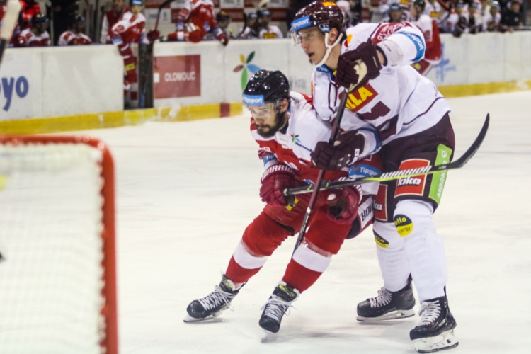 FOTOGALERIE: Mora byla proti Spartě bezzubá, na domácím ledě padla 0:3