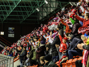 FOTOGALERIE: Výhra, kterou Mora potřebovala jak súl. Doma porazila Chomutov 3:1