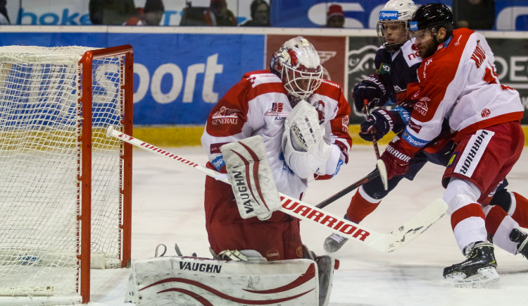 FOTOGALERIE: Výhra, kterou Mora potřebovala jak súl. Doma porazila Chomutov 3:1