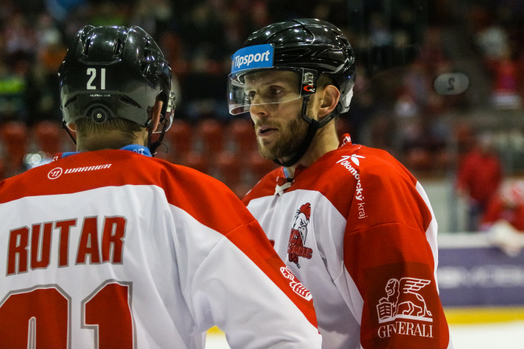 FOTOGALERIE: Výhra, kterou Mora potřebovala jak súl. Doma porazila Chomutov 3:1