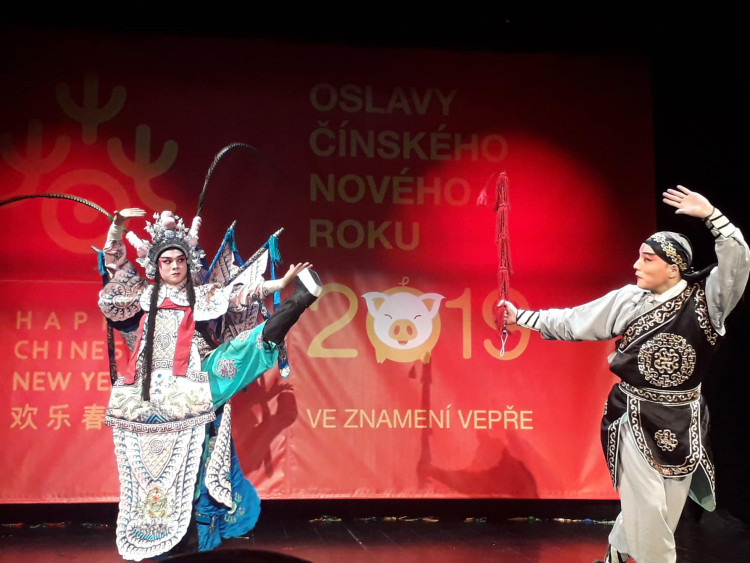 Oslavy čínského nového roku v Divadle na Šantovce