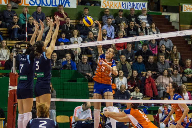 FOTOGALERIE: Olomoucké volejbalistky padly s Rumunkami v odvetném utkání Evropského poháru