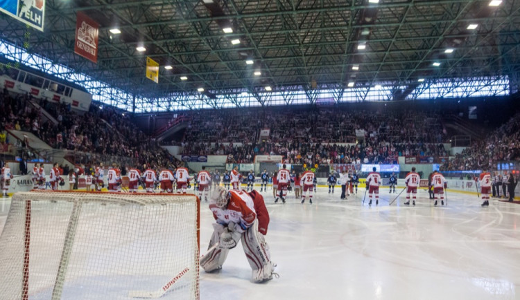 FOTOGALERIE: Indiáni vyhráli v Olomouci druhé utkání 3:2, Kohouti pojedou do Plzně za stavu série 2:2