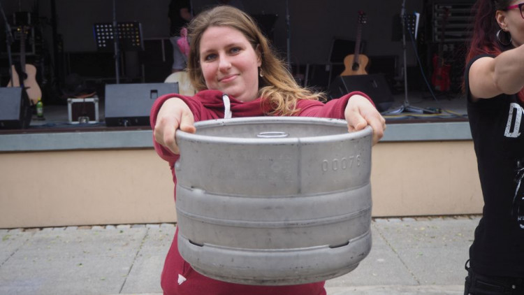 FOTOGALERIE: Jadrošův den byl ve znamení dobré muziky a pivních soutěží