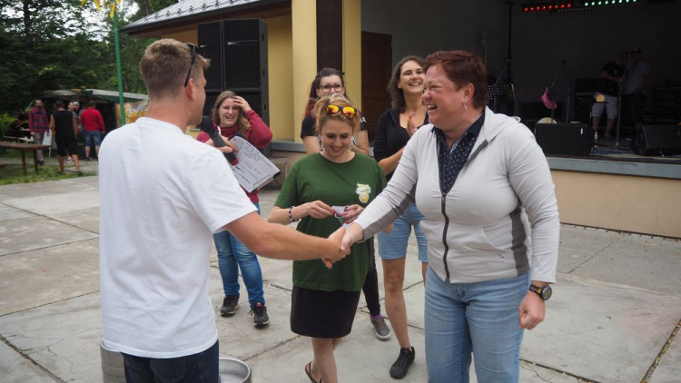 FOTOGALERIE: Jadrošův den byl ve znamení dobré muziky a pivních soutěží