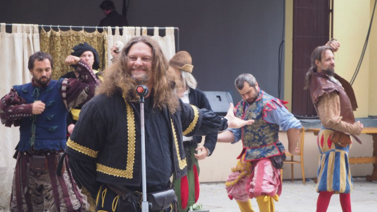 FOTOGALERIE: Jadrošův den byl ve znamení dobré muziky a pivních soutěží