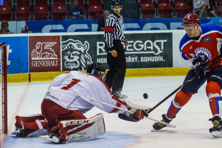 FOTOGALERIE: Olomoučtí hokejisté na úvod přípravy prohráli s kazašským Kokšetau 2:3 po nájezdech