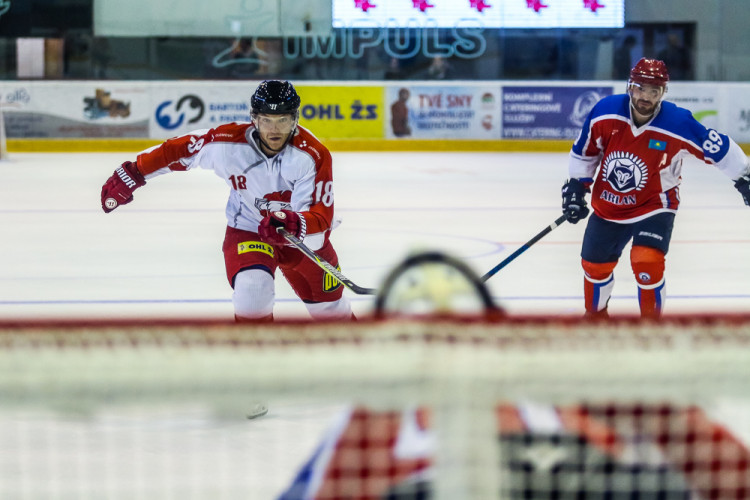 FOTOGALERIE: Olomoučtí hokejisté na úvod přípravy prohráli s kazašským Kokšetau 2:3 po nájezdech
